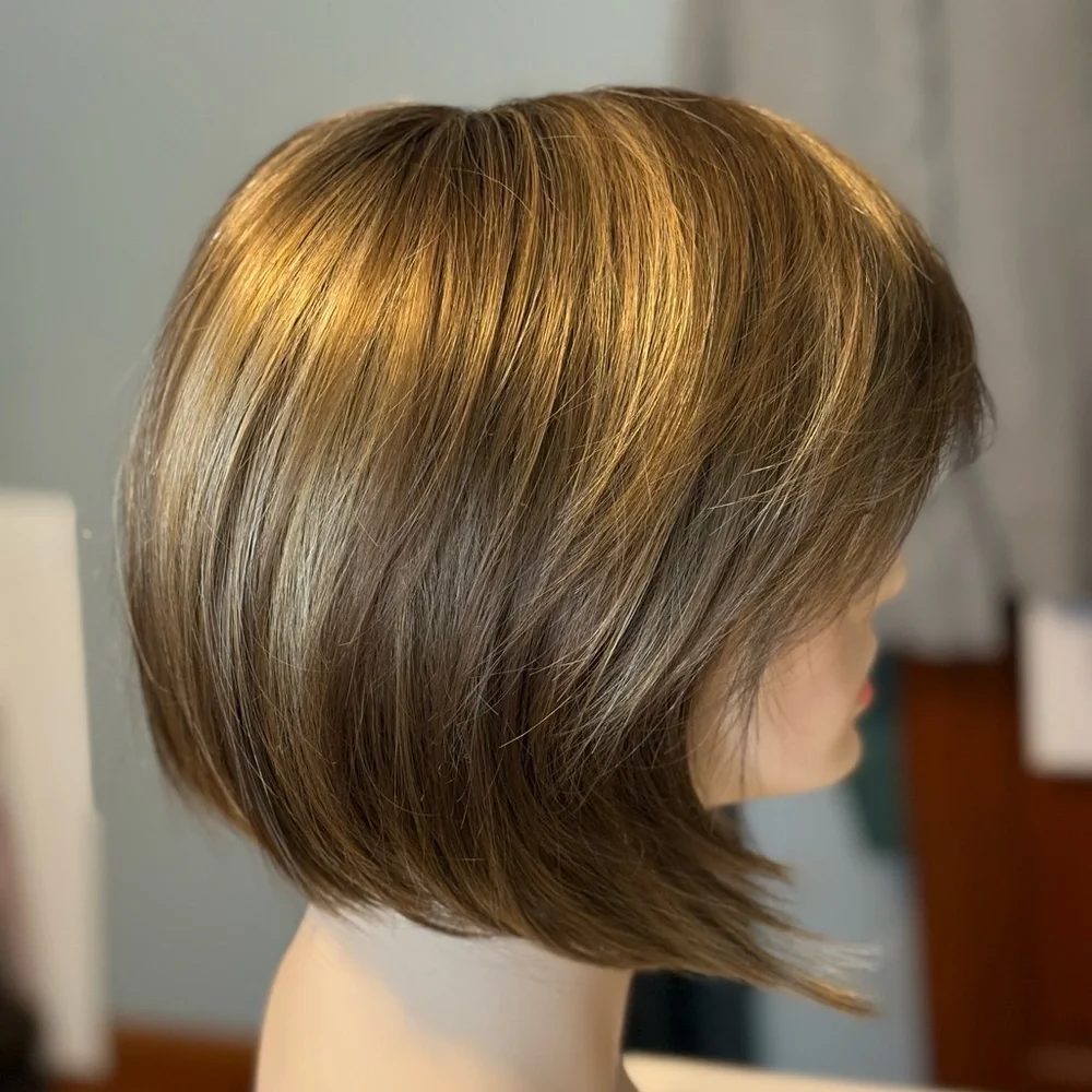 Amore Rene of Paris Codi Petite Synthetic Bob Luxury/Medical Wig